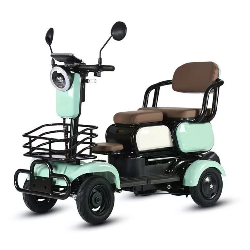 Four-Wheeled Electric Leisure Vehicle