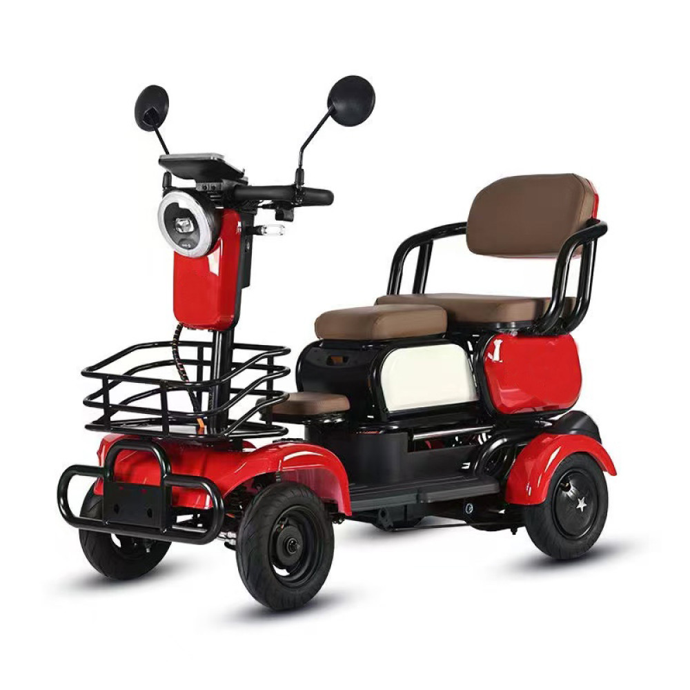 Four-Wheeled Electric Leisure Vehicle