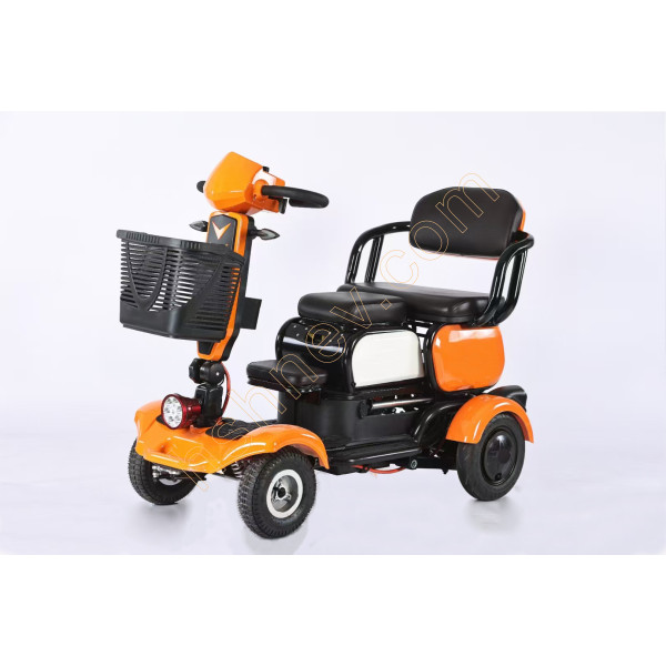 Electric four-wheel vehicle